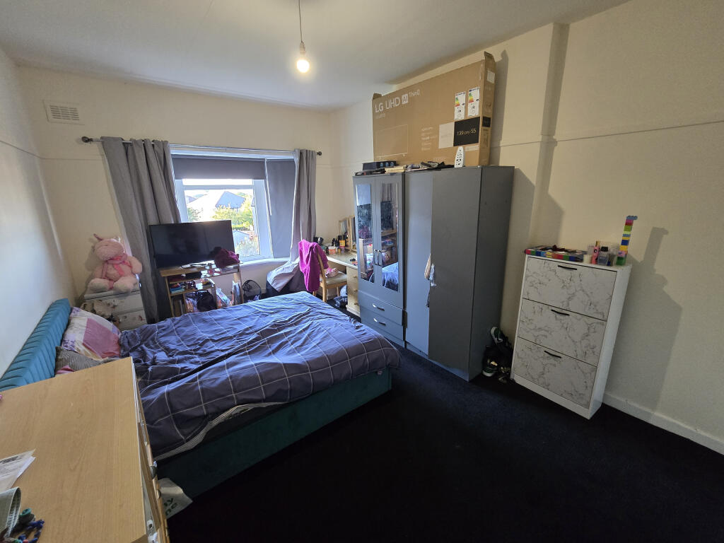 Apartment in Glasgow - View 5
