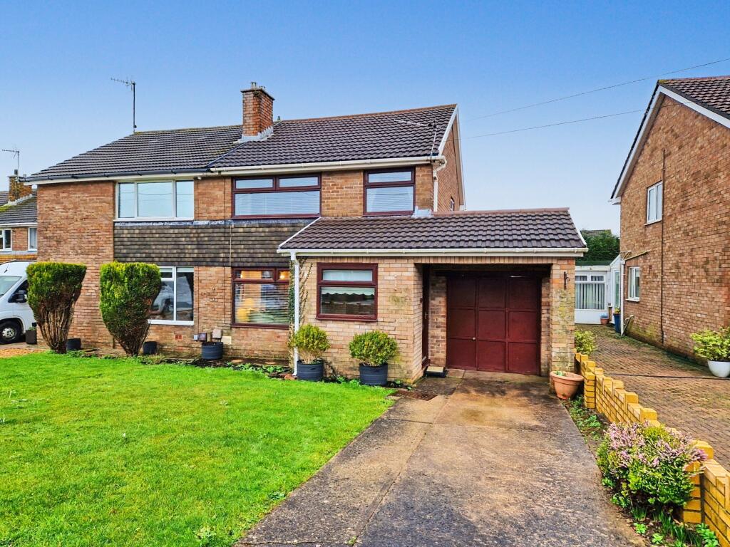 Main image of property: MAES YR HAF, NORTH CORNELLY, CF33 4EN