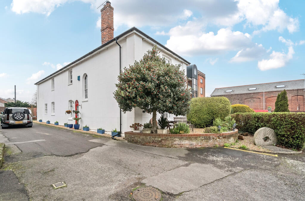 Main image of property: Lower Quay, Fareham, Hampshire, PO16
