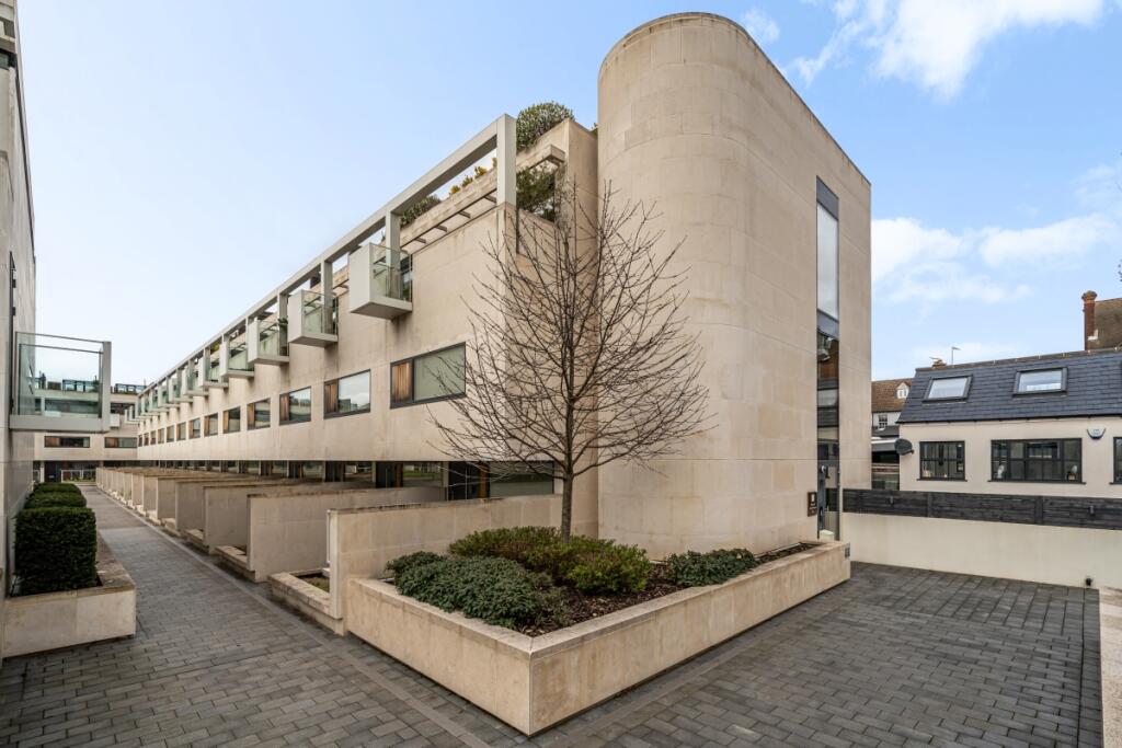 Main image of property: Gabriel Square St Albans AL1