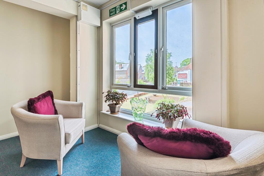 Apartment in Worthing, West Sussex - View 5