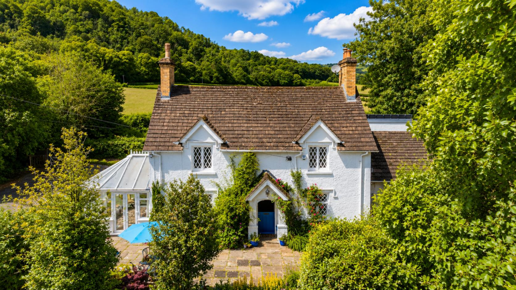 Main image of property: Bridge Cottage, Draethen