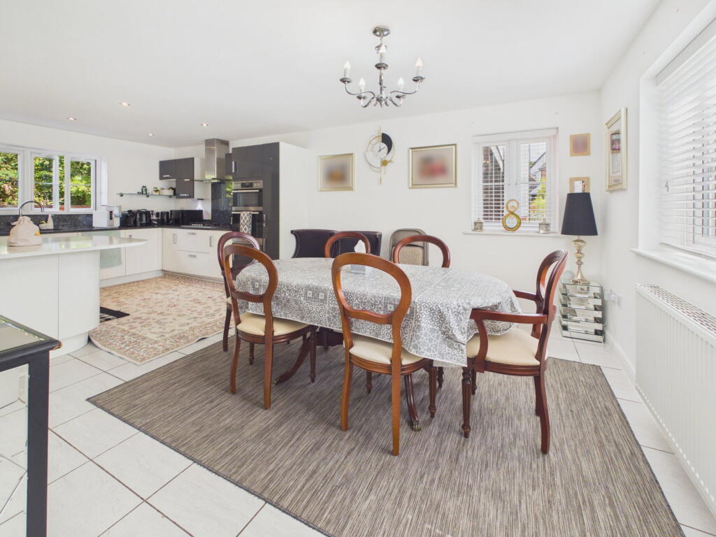 House in Harlow, Burnt Mill - View 4