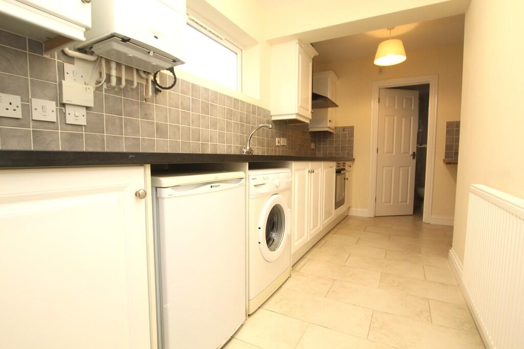Apartment in Cambridge, Trumpington - View 4