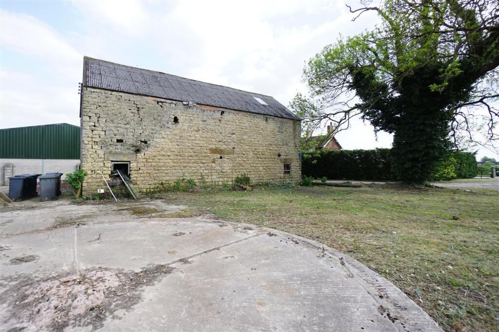 Main image of property: Stone Barn, Worksop Road, Barlborough, Chesterfield