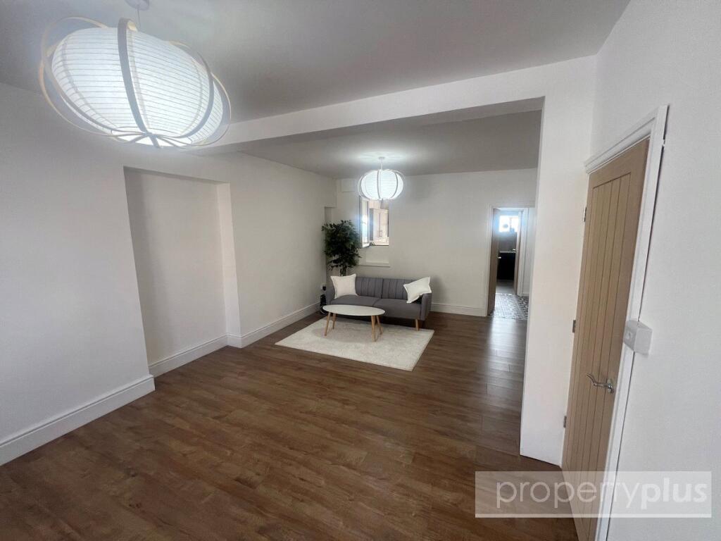 Brocks Terrace, Porth, Rhondda Cynon Taff, CF39 - View 6