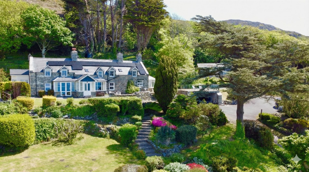 Main image of property: Llanaber, Barmouth