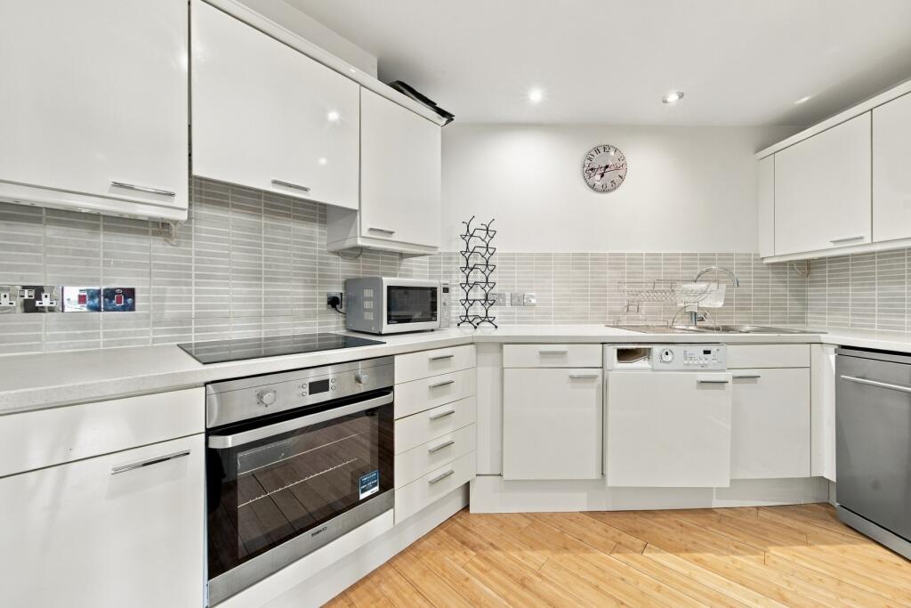 Apartment in London - View 4