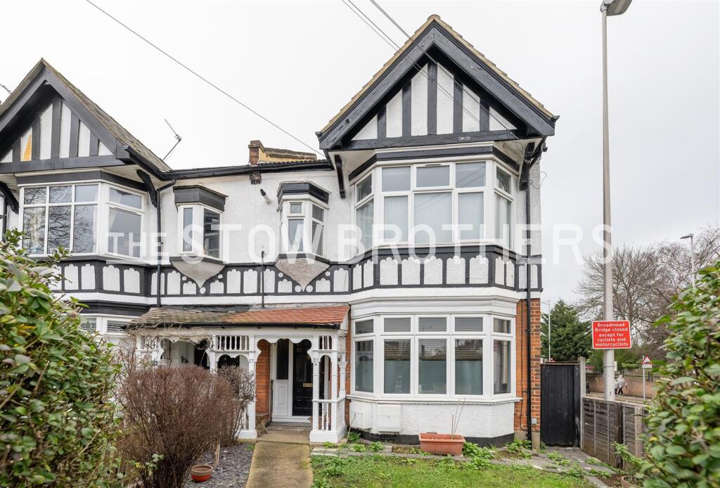 Main image of property: Gordon Road, South Woodford