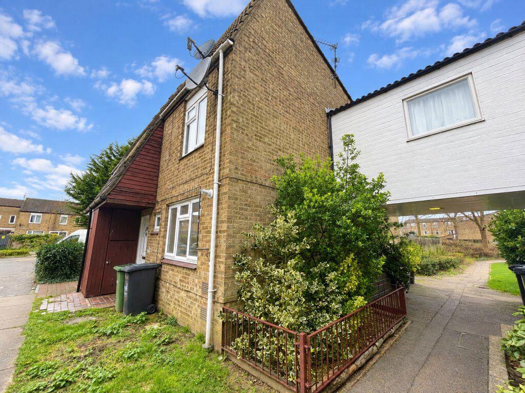 House in Peterborough, Orton Longueville - View 2