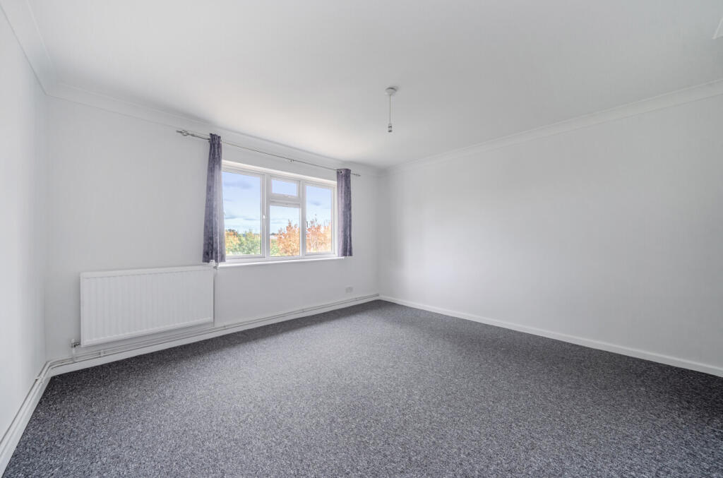Apartment in Guildford - More