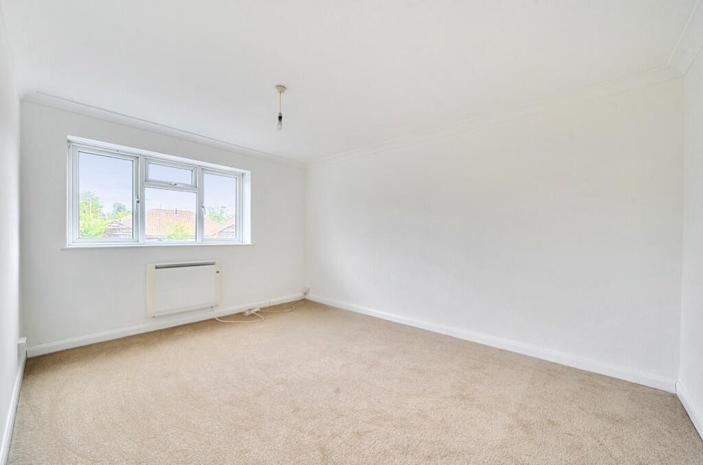 Apartment in Hemel Hempstead, Chesham - View 5