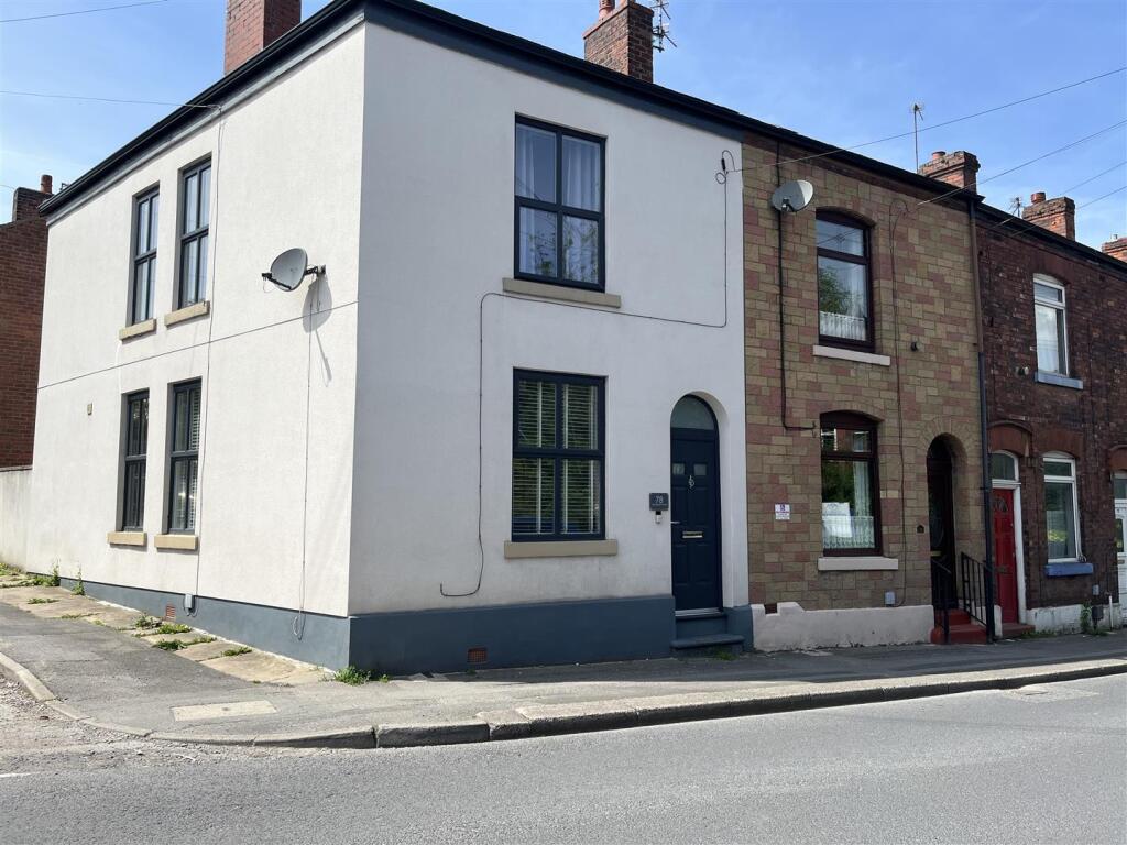 Main image of property: Stockport Road, Hyde