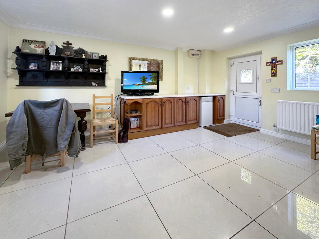 Additional image 6 of Chalford, Westbury, BA13