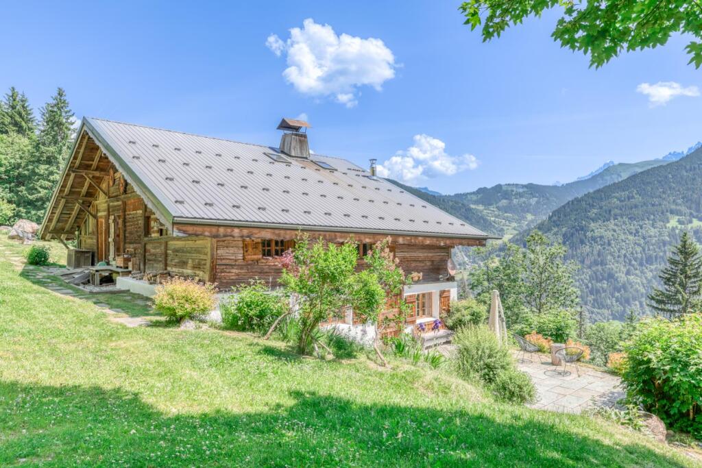 Main image of property: Rhone Alps, Haute-Savoie, St-Gervais-les-Bains