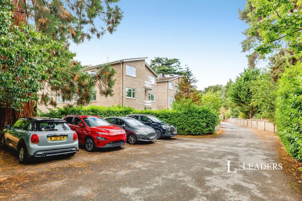 Property photo 8