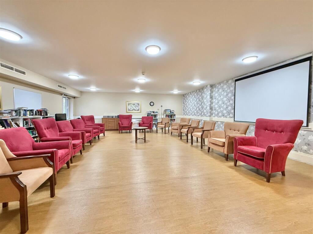 Additional image 12 of Queensridge Court