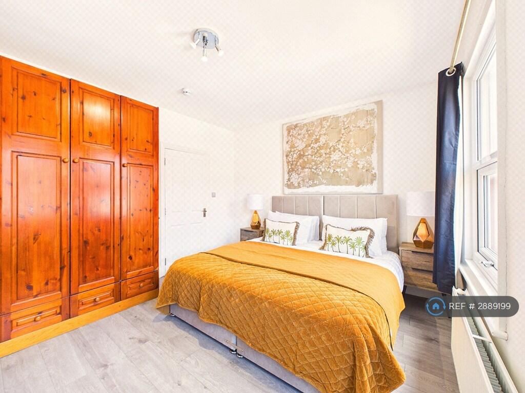 Main image of property: Ridgway Road, Luton, LU2