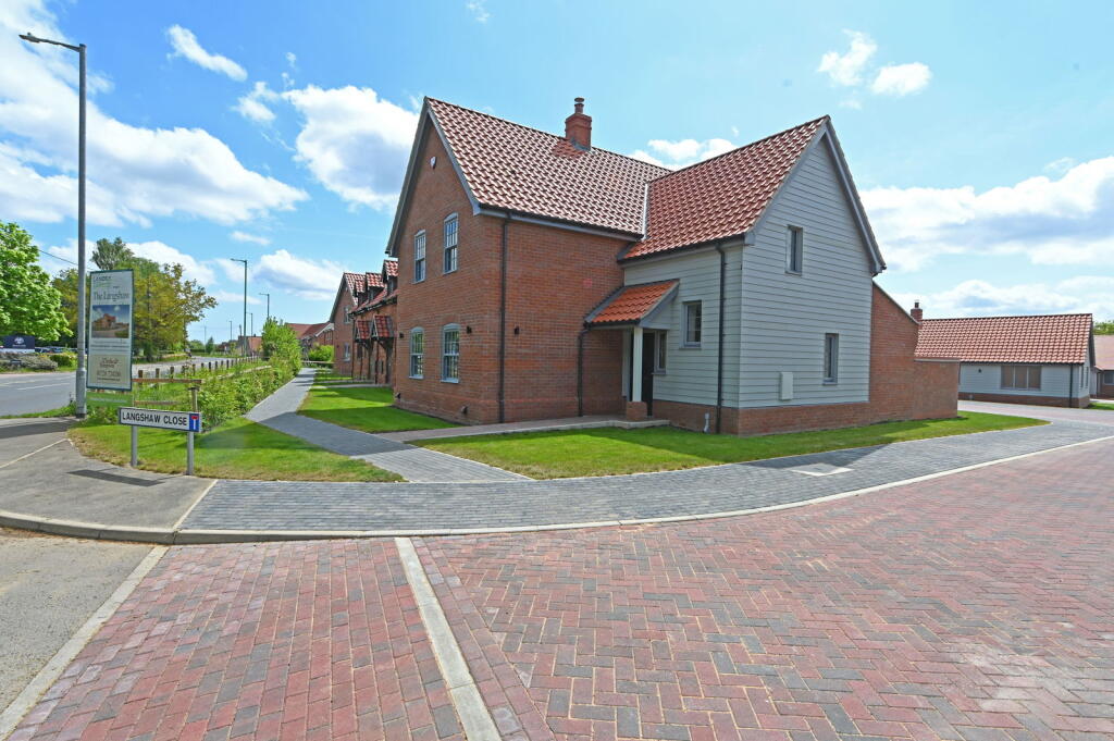 Main image of property: Langshaw Close, Framlingham, Suffolk