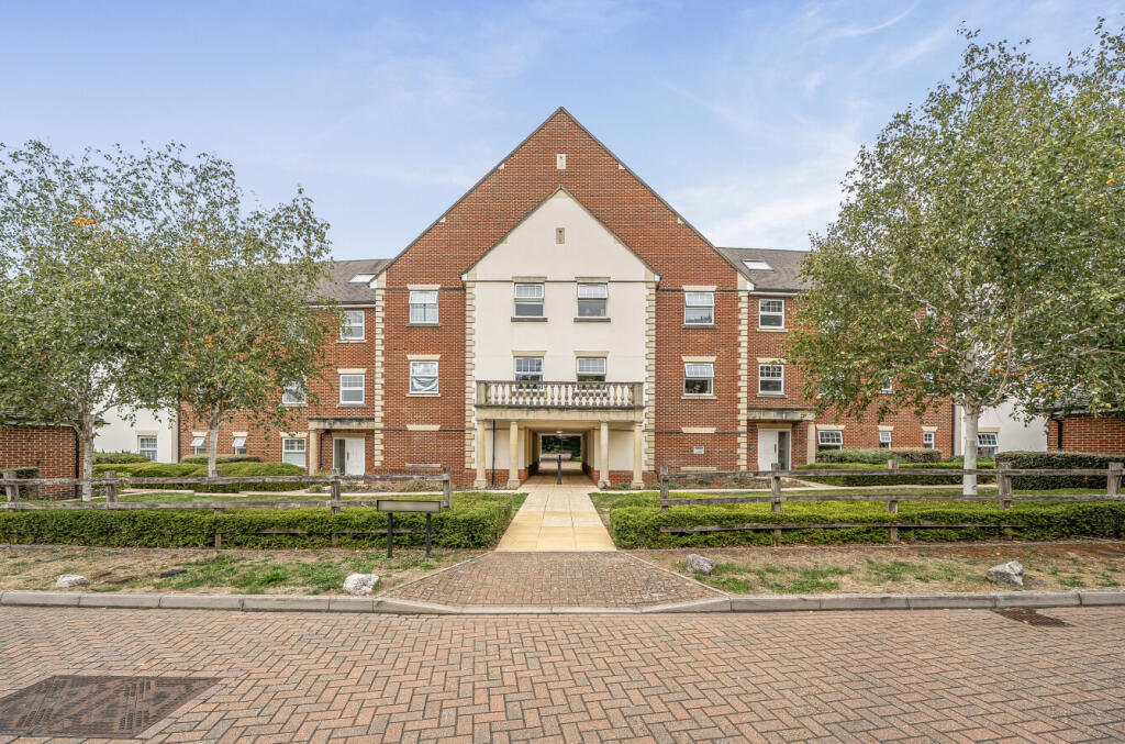 Main image of property: Waleron Road, Fleet, Hampshire, GU51