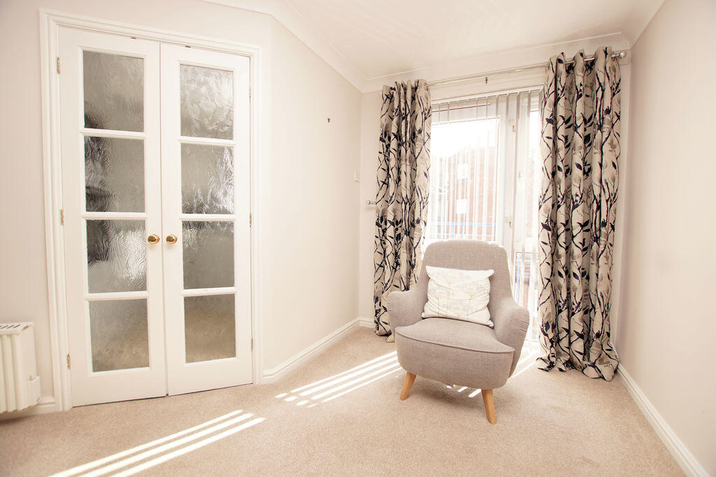 Robinson Court, Lee-On-The-Solent, PO13 photo 3
