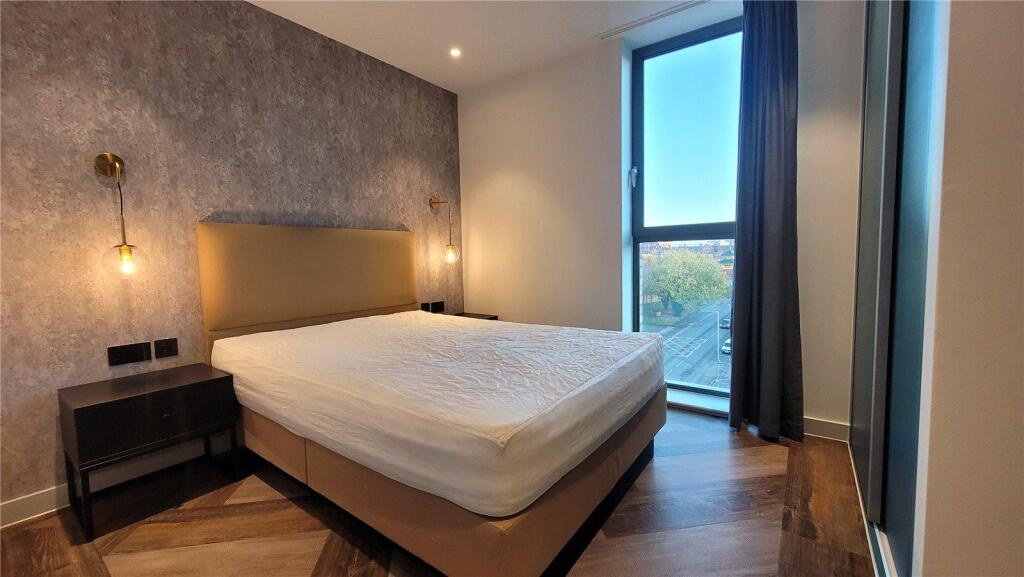 Apartment in Manchester - View 2