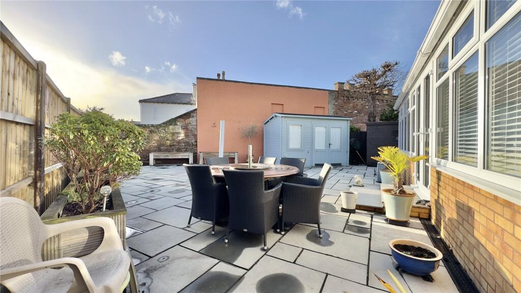 Macdona Drive, West Kirby, Wirral, Merseyside, CH48 photo 4
