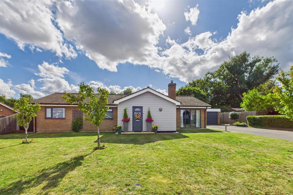 Main image of property: Douglas Close, Croxton