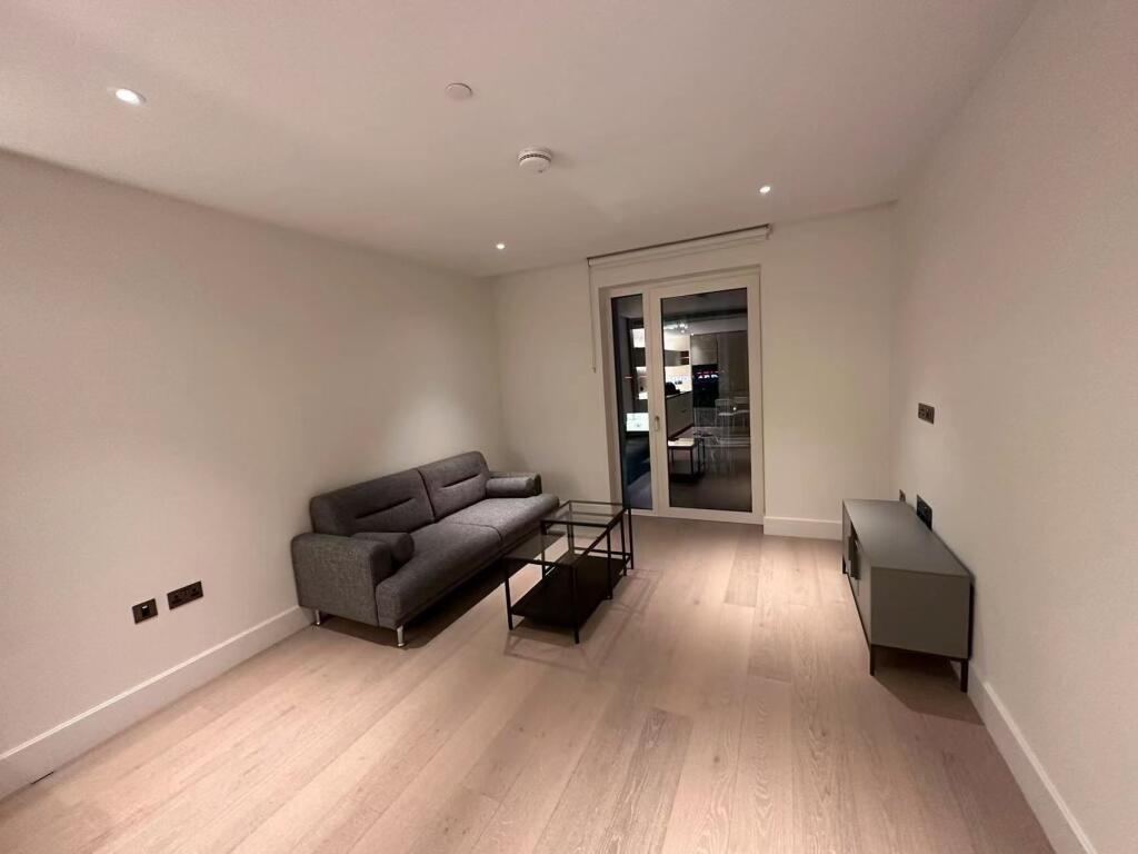 1-bed flat on Cassini Apartments, White City Living, Cascade Way, White City, London W12, £739,000