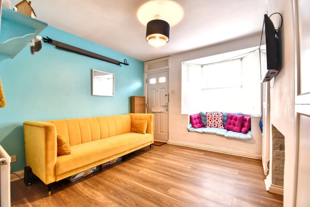 Margetts Road, Kempston, Bedford, MK42 photo 2