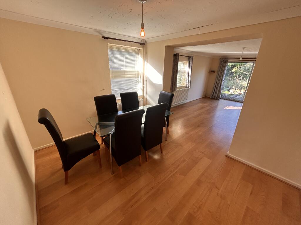 House in Bromham, Bedford - View 4