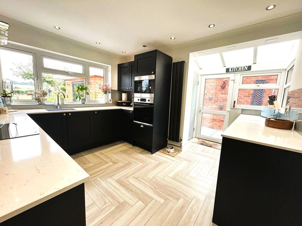 Lichfield Road, Sandhills, Walsall WS9 9PF  photo 2