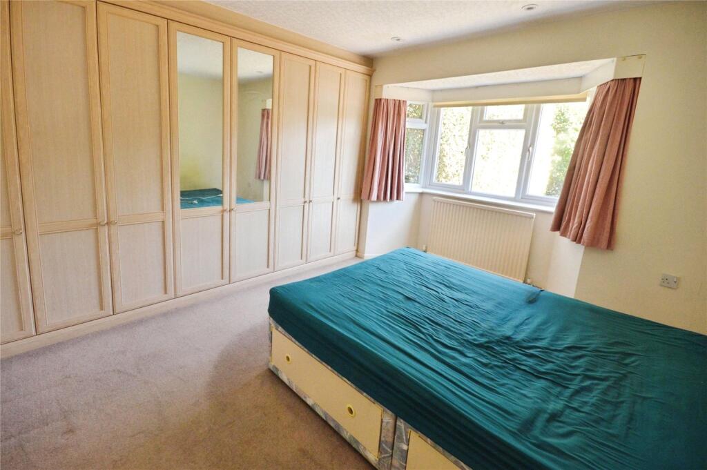 Heath Row, Bishop's Stortford, Hertfordshire, CM23 - More