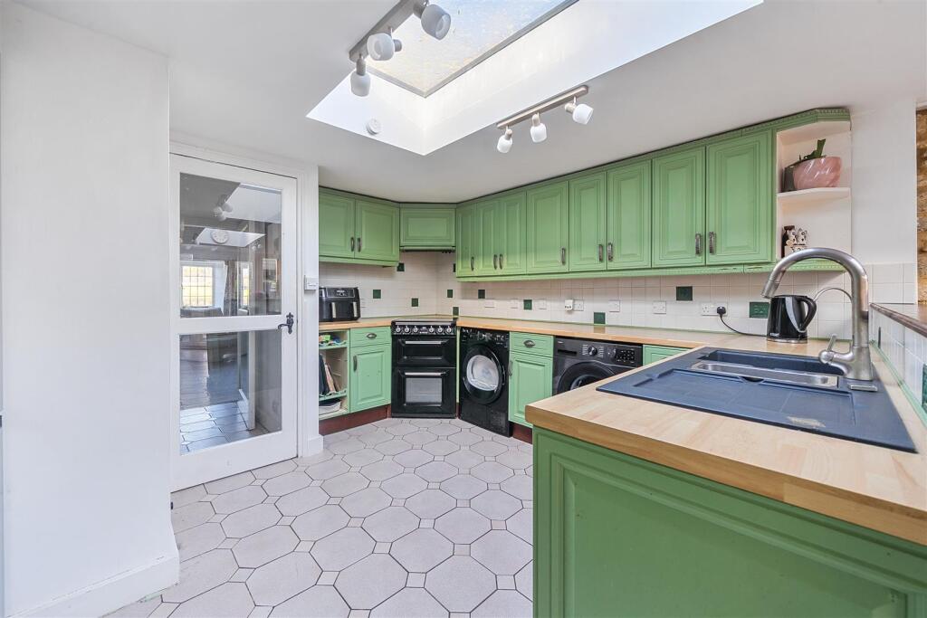 Brookside, Lillingstone Lovell, MK18 photo 3