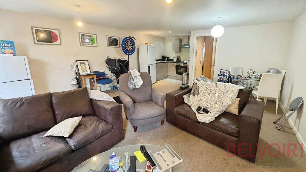 Apartment in Leeds, City, Morley - View 2