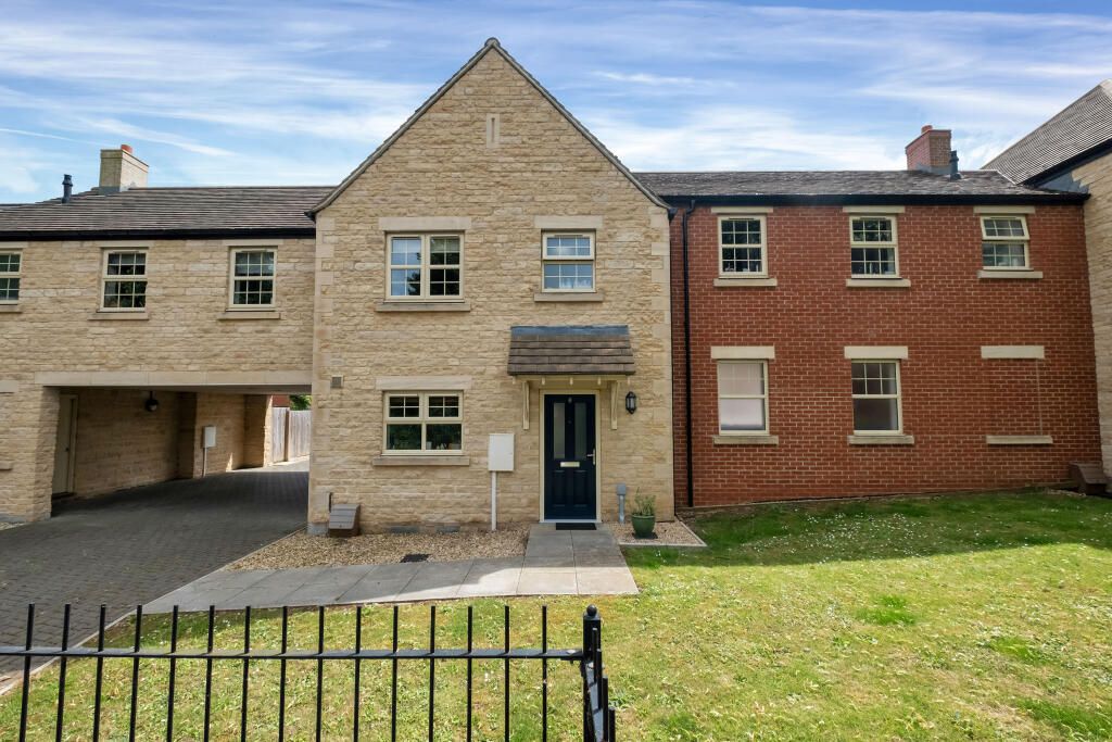 Main image of property: Lock Mews, Stamford 