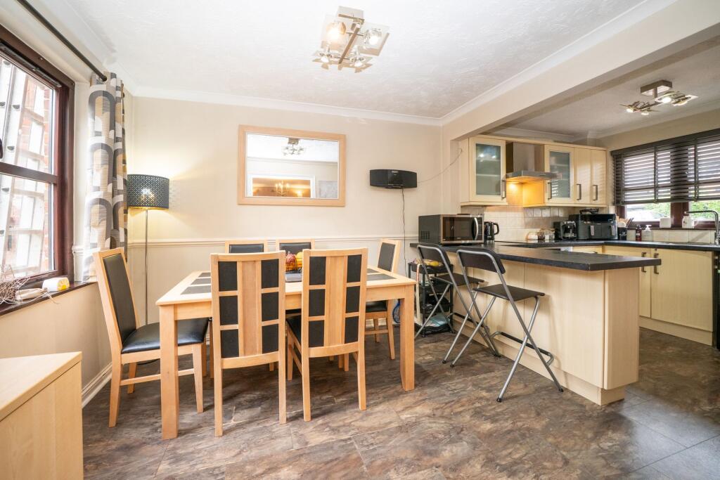 House in Dacorum, Hertfordshire - View 5