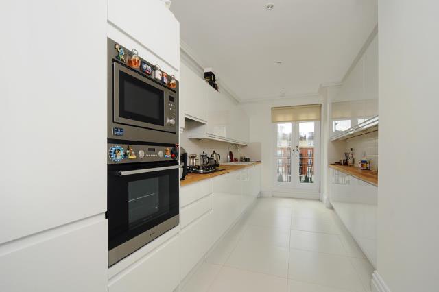 Main image of property: Clevedon Road, Twickenham, TW1