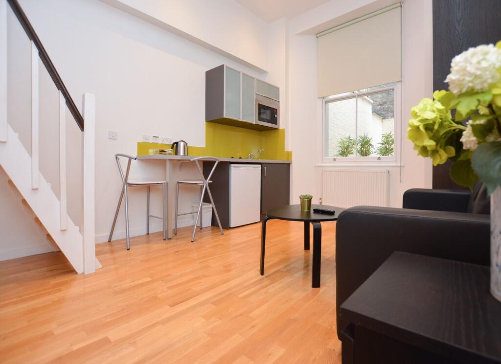Studio flat for rent