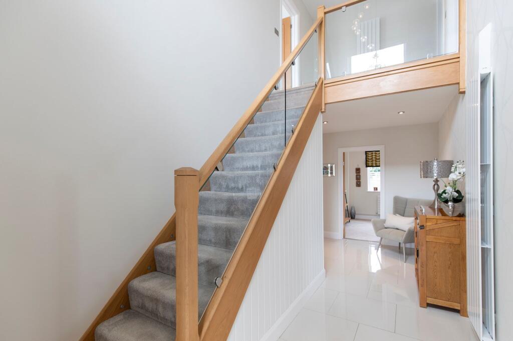 Lighthouse Drive, Llanstadwell, SA73 photo 4