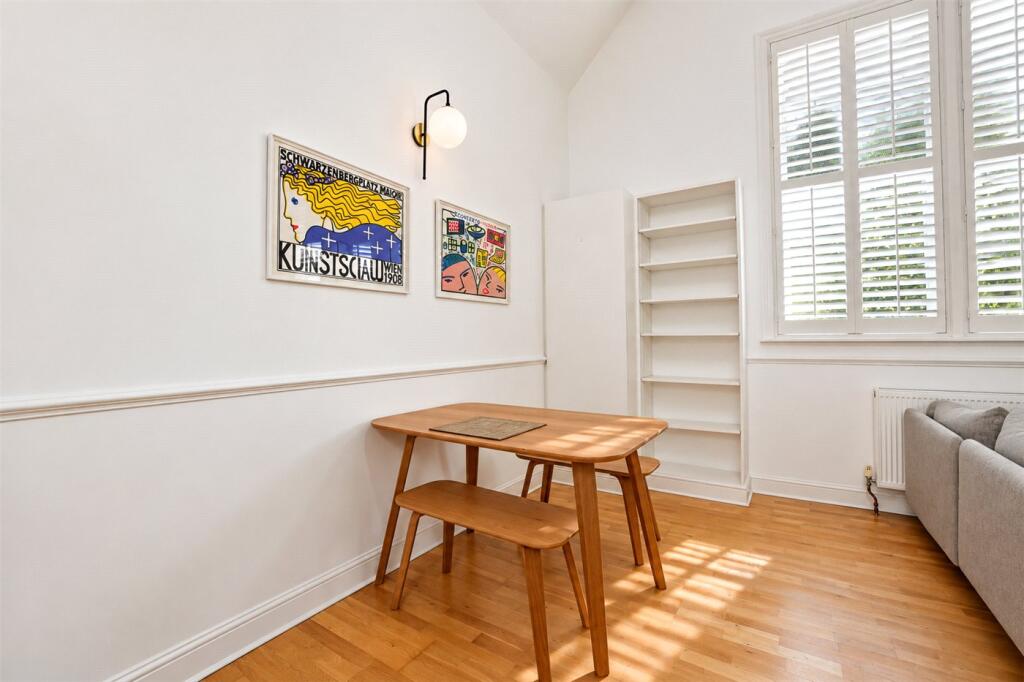 Apartment in London - View 5