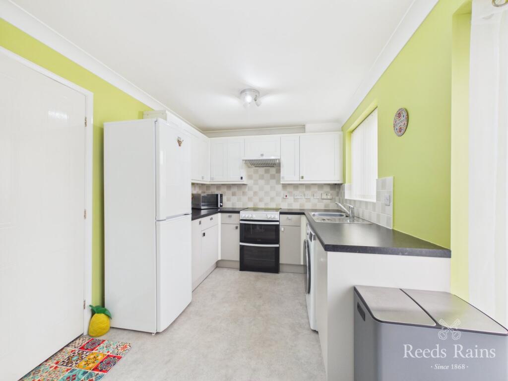 Aysgarth Rise, Bridlington, East Yorkshire, YO16 photo 3