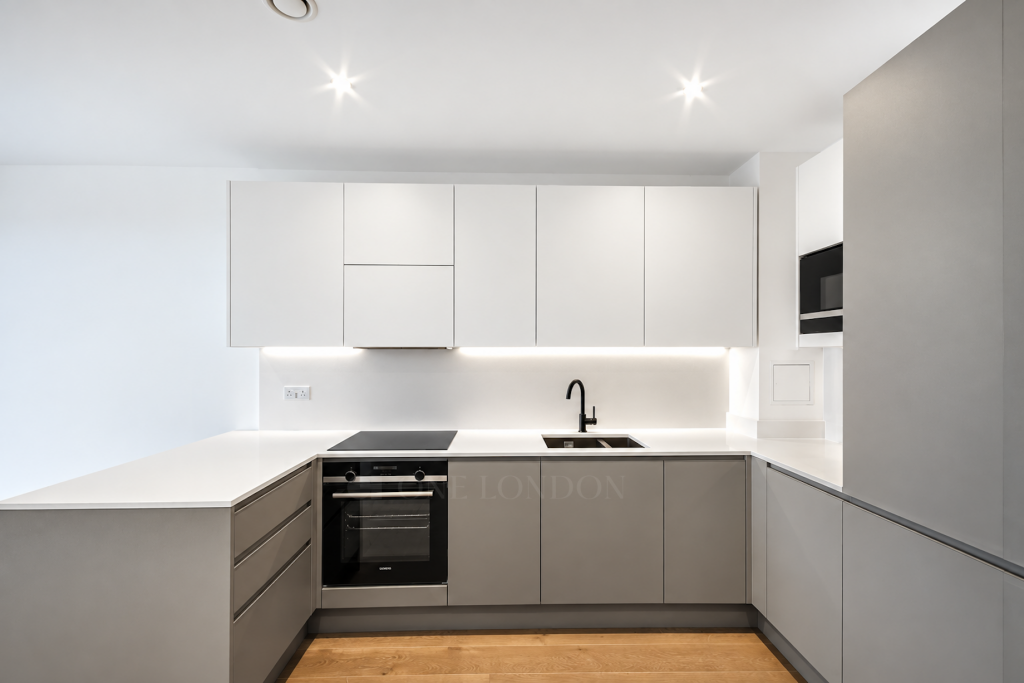 Apartment in Twickenham - More