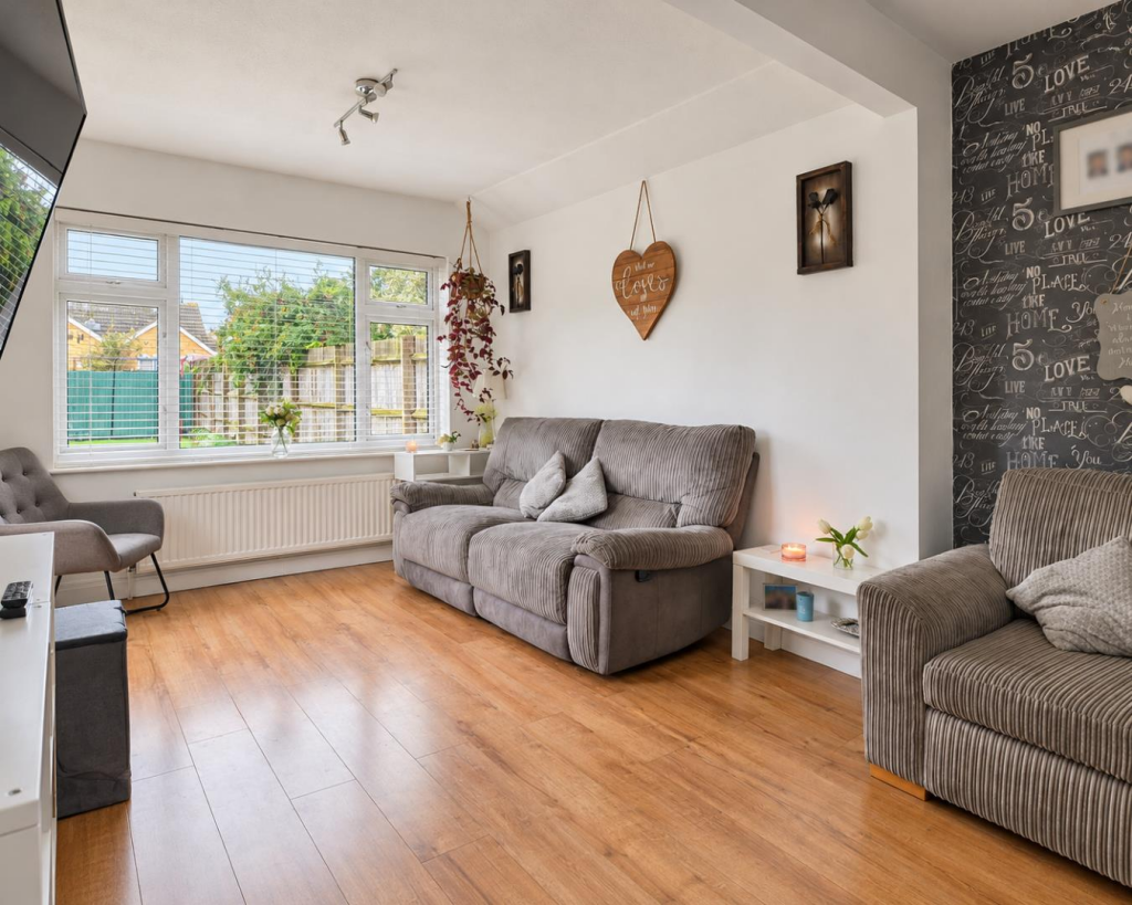 House in Northampton, West Northamptonshire - View 4