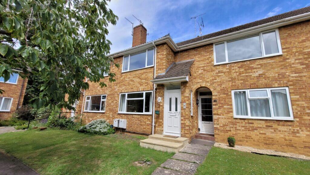 Main image of property: Westbeech Court, Banbury, Oxon, OX16 9RY