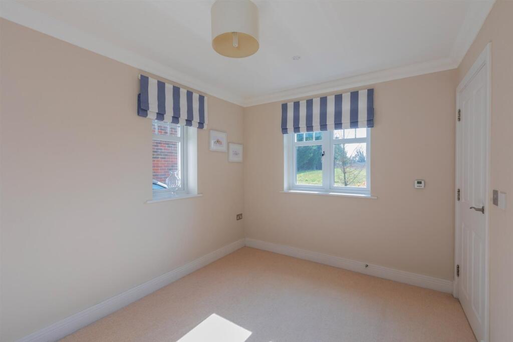 House in Bray, Windsor and Maidenhead - View 5