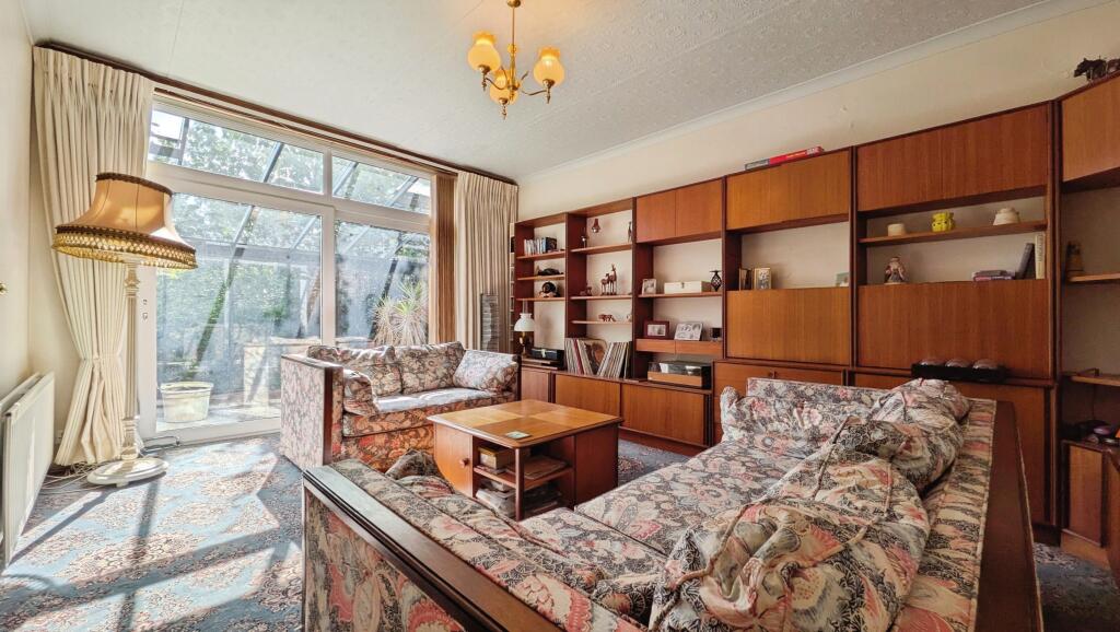 House in Oldham, Saddleworth - View 5
