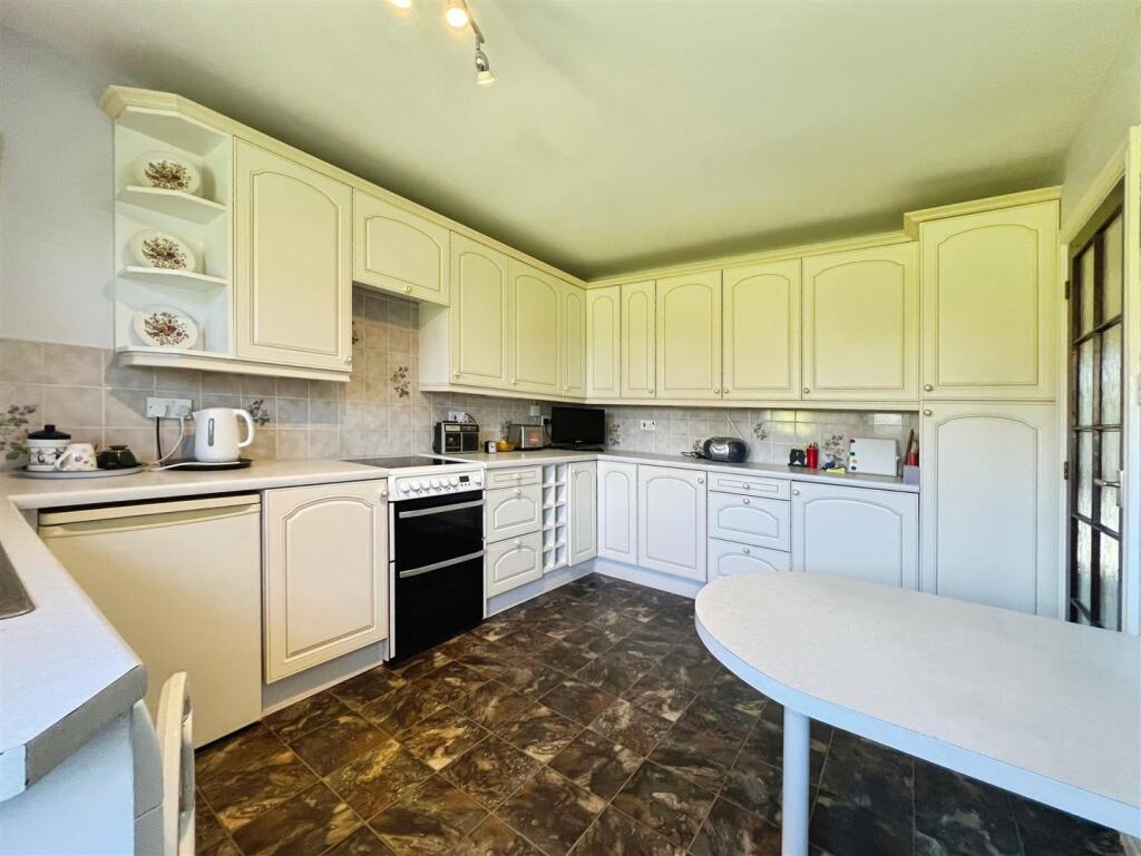 House in Shrewsbury - View 3