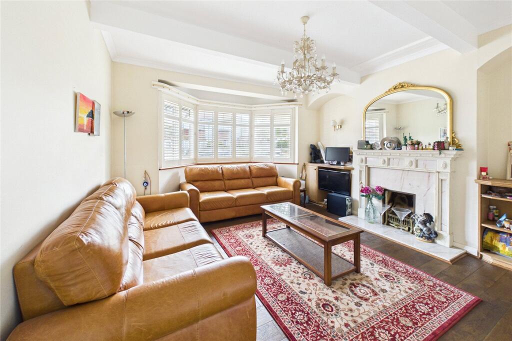 House in London - View 2