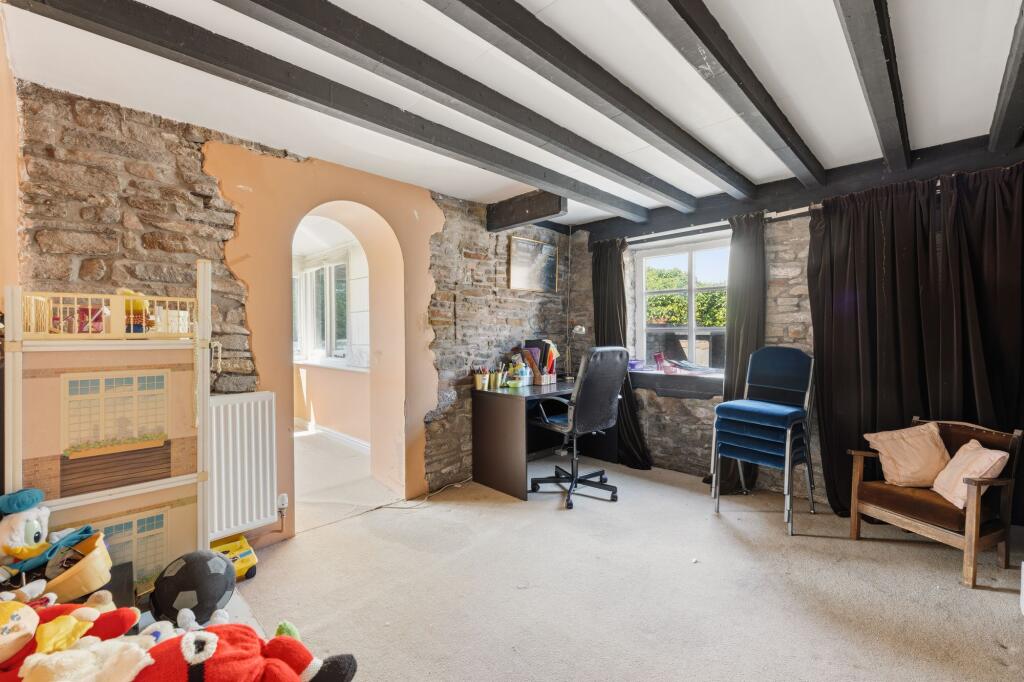 House in Nailsea, North Somerset - View 5